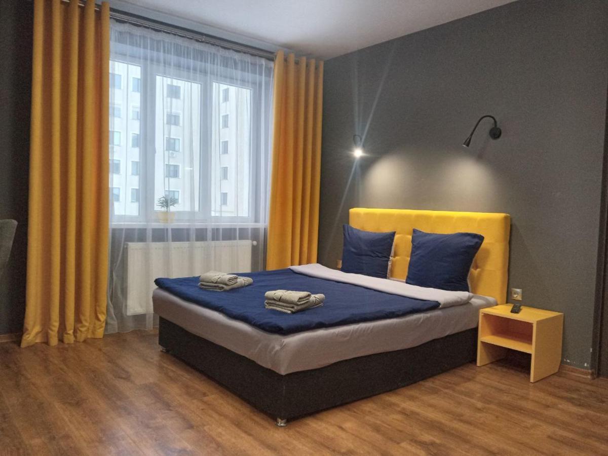 Нова Квартира В Центрі Міста Ujhorod Exterior foto